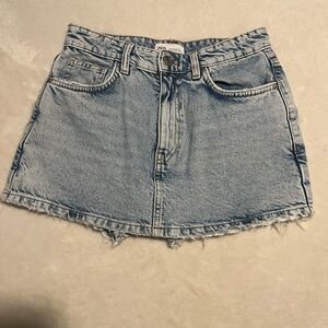Zara Women's Light Blue Denim Mini Skirt